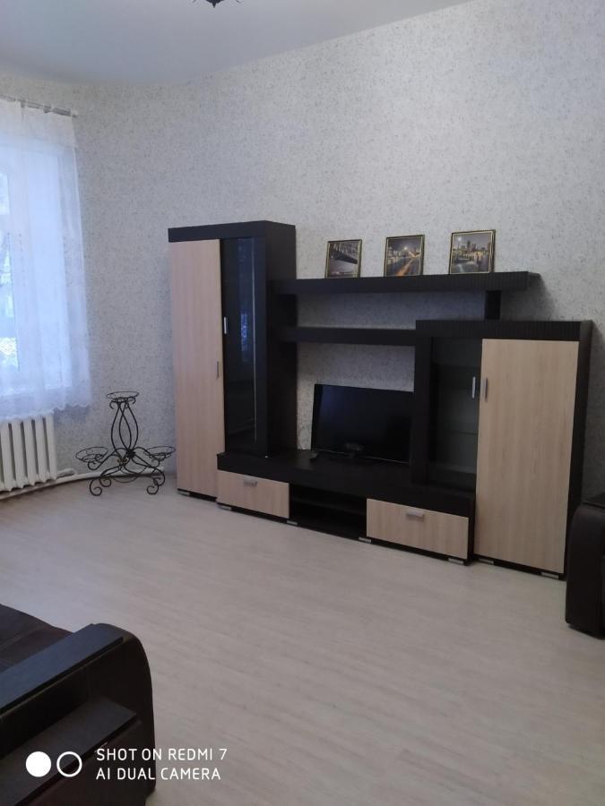 Apartment Theatre Shepkina 2 Rooms II Sumy Exteriör bild